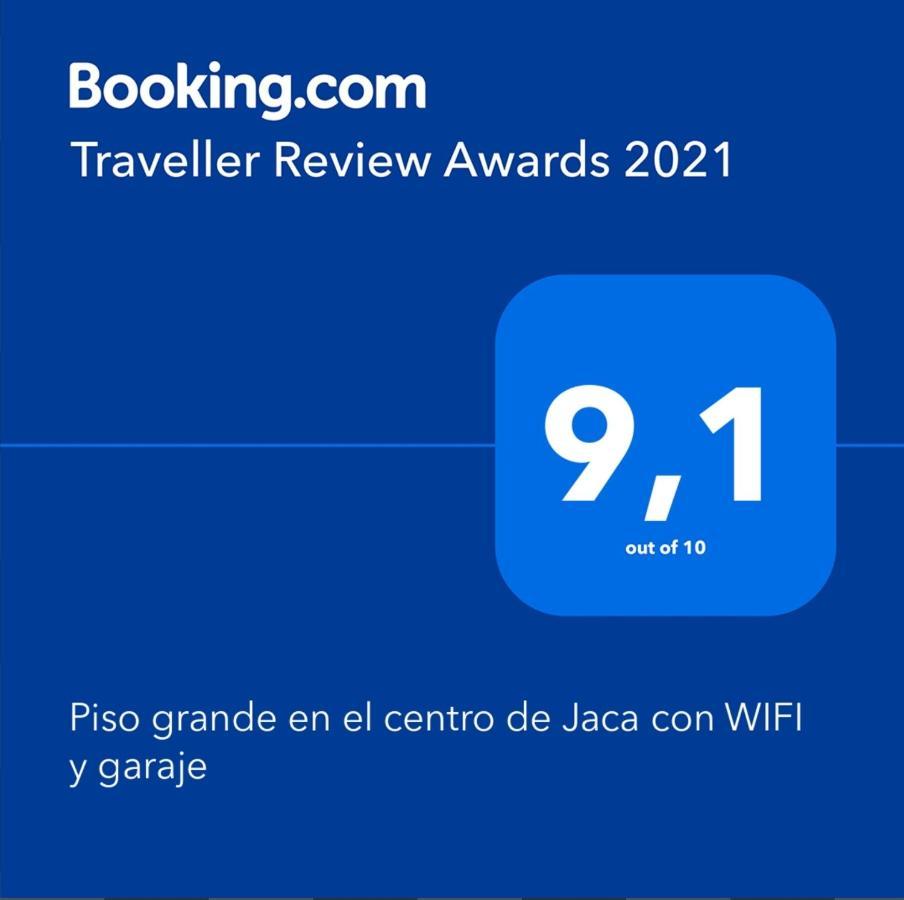 Piso Grande En El Centro De Jaca Con Wifi Y Garaje Daire Dış mekan fotoğraf